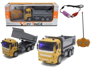 AUTO NA RADIO Z AKUM; 48, 4/48